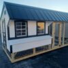 8x8 Quaker Coop w/8' Run
