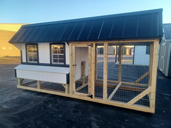 8x8 Quaker Coop w/8' Run